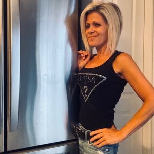 Meet your Posher, Gabriella